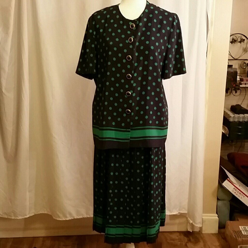 2 pc blouse & skirt